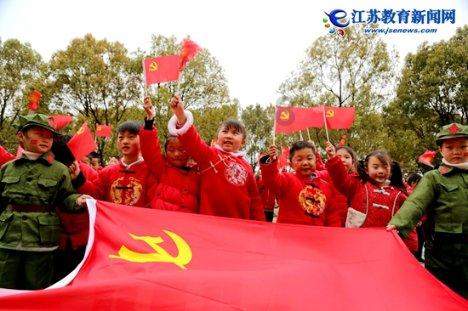市总工会启动“两节”送温暖慰问活动